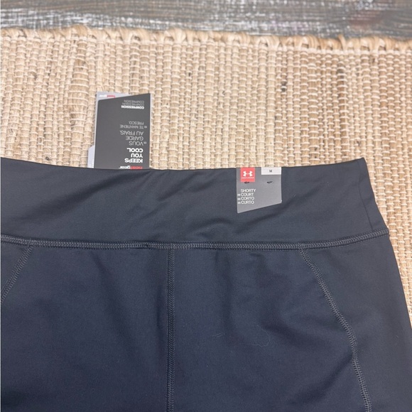 Under Armour SHORTIES Women’s Shorts 
Multiple sizes available all the same - Picture 2 of 3